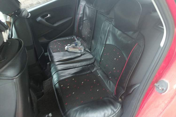 Used Volkswagen Polo 2014 1.4L Manual Fashion Edition