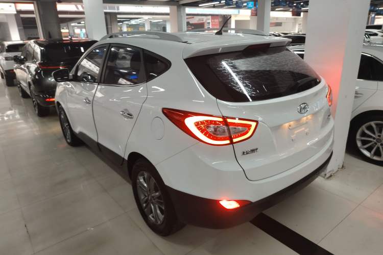 Used Hyundai ix35 2013 2.0L Automatic Two-Wheel Drive Smart GLS China IV Standard
