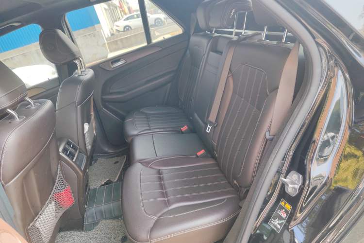 Used Mercedes-Benz GLE 2019 GLE 320 4MATIC Dynamic Edition Prestige Model Left Rear Seat