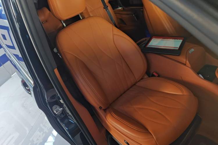 Used Mercedes-Benz V-Class 2018 V 260 L Prestige Extended Version China VI
