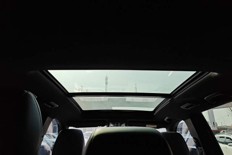 Used GAC Trumpchi GS8 2022 Dual-Engine Series 2.0TM Two-Wheel Drive Prestige Edition (7 Seats) Headliner