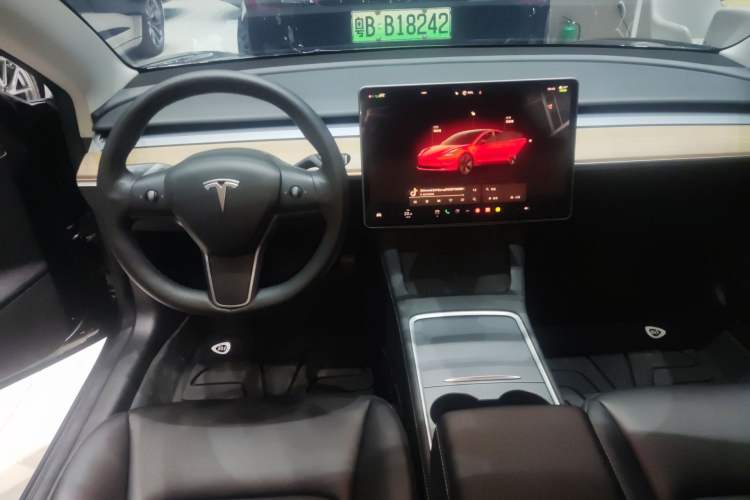 Used Tesla Model 3 2022 Rear-Wheel-Drive Version
