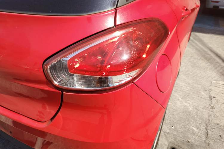 Used Baojun 310 2017 1.5L manual Comfort trim
