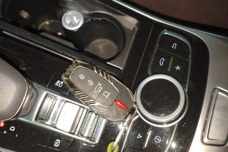 Used Hongqi H9 2020 2.0T Smart Connect Flagship Edition
