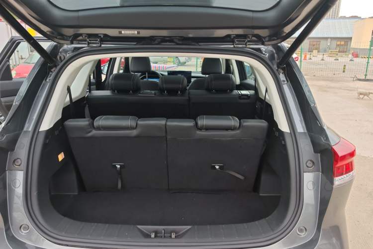 Used CHANGAN CS75 2026 Model PRO 1.5T DCT Prestige 7-Seater Trunk