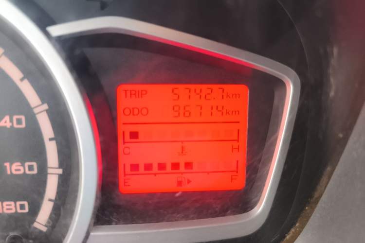 Used CHANGAN KAICHENG Star 3 2015 1.2L Base Model Non-Air-Conditioned EA12V Odometer Close Up