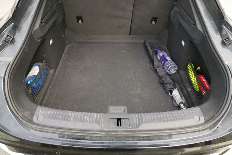 Used Hongqi H6 2025 2.0T ZhiShang Version
