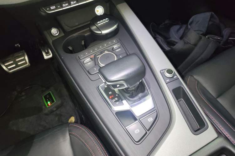 Used Audi A4L 2017 Plus 40 TFSI Ambition Model