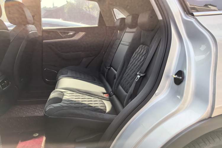 Used Hongqi HS5 2019 2.0T Smart Connect Flagship Edition
