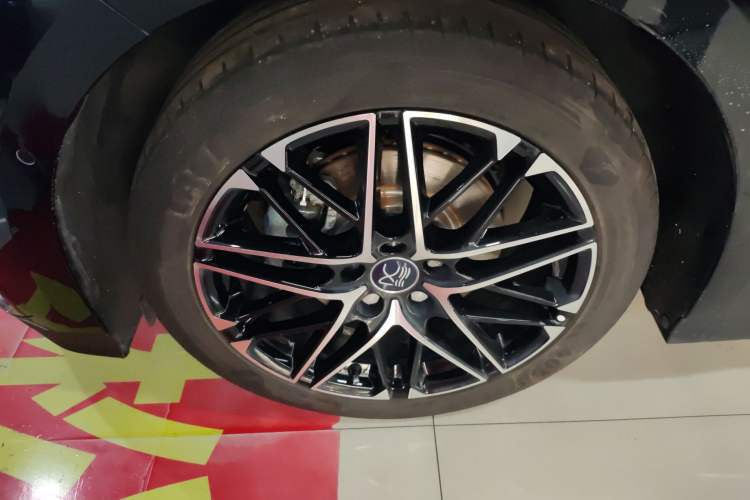 Used BYD Han 2025 EV 605KM Prestige Model
