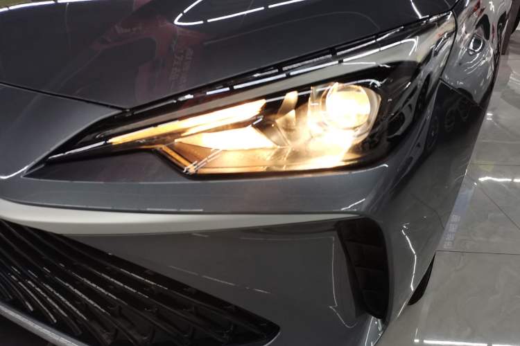 Used Roewe i5 2026 Model 1.5L CVT Luxury Version