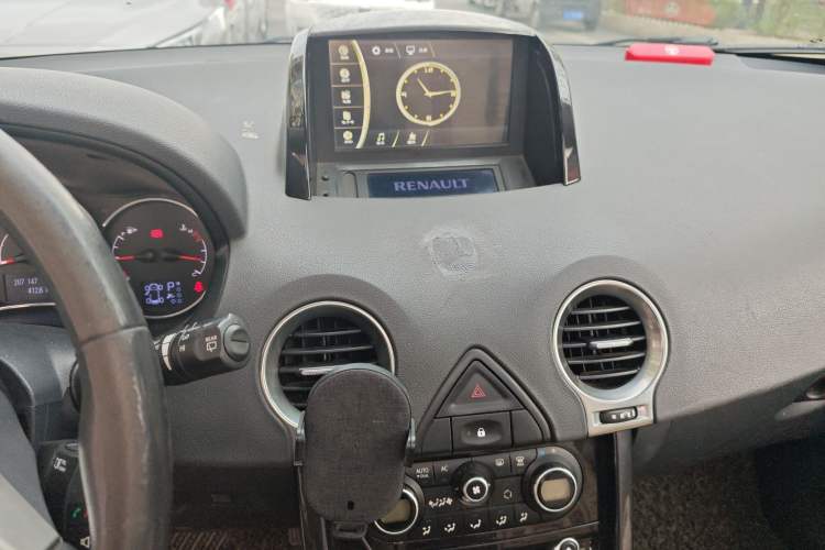 Used Renault Koleos 2013 2.5L Two-Wheel Drive Comfort Edition