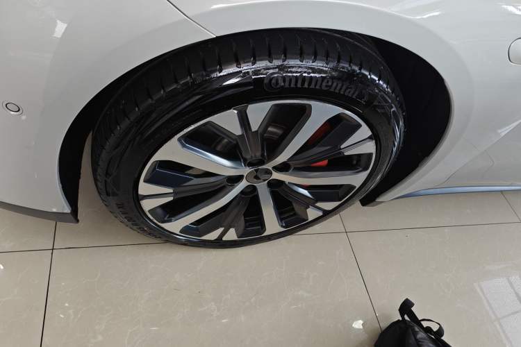 Used Nio ET7 2022 100kWh First Edition Left Front Wheel Hub