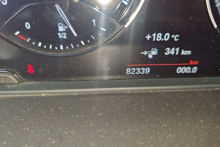 Used BMW X1 New Energy 2019 xDrive25Le Mileage Upgrade Version Odometer Close Up