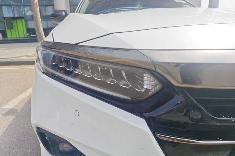 Used Honda Accord 2022 260TURBO Phantom Night · Prestige Edition Right Front Headlight