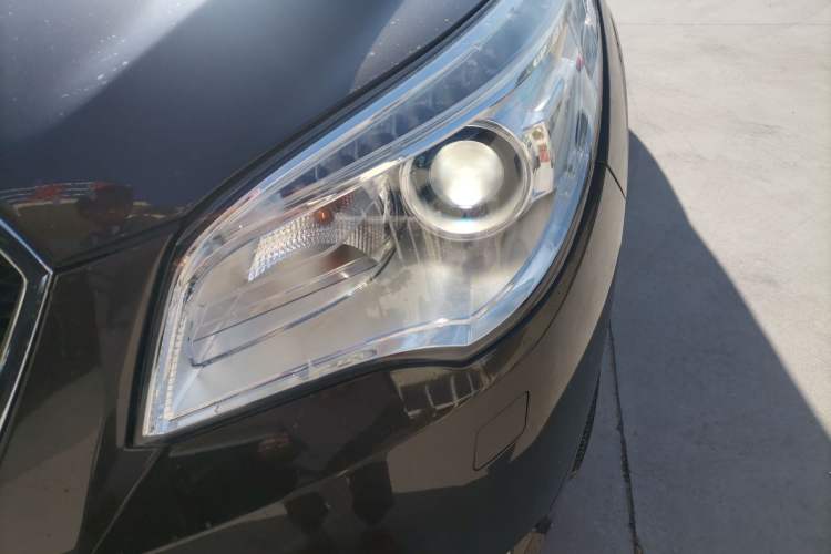 Used Buick Enclave 2014 3.6L Two-Wheel Drive Elite Comfort Version