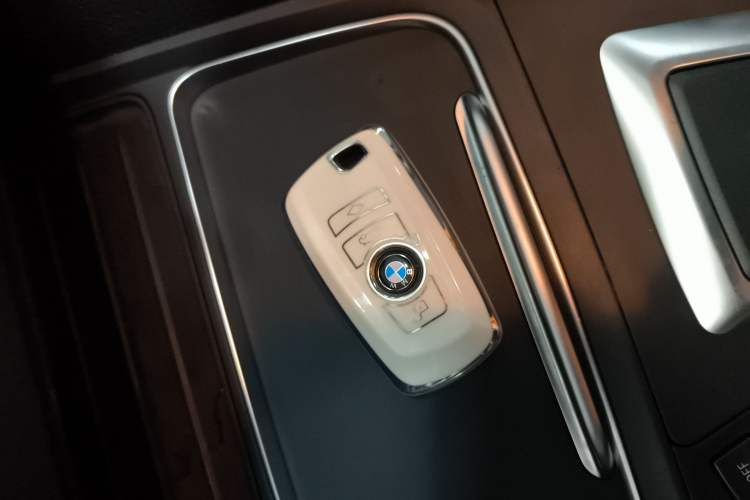 Used BMW 3 Series 2016 316i Fashion Model
