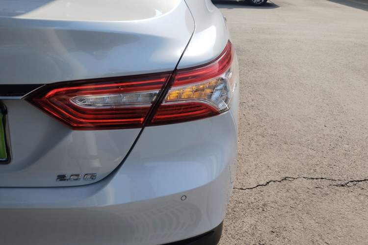 Used Toyota Camry 2021 2.0G Luxury Edition