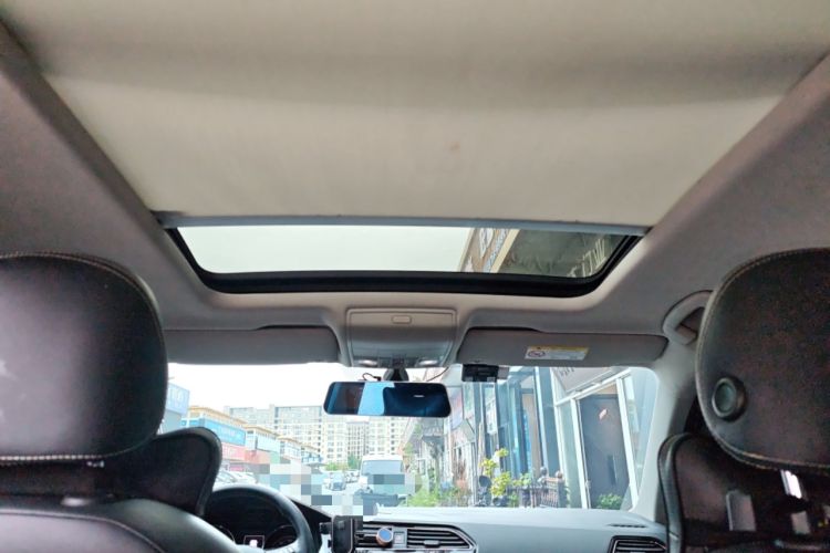 Used Volkswagen Tiguan L 2017 330TSI Automatic Two-Wheel Drive Luxury Edition
