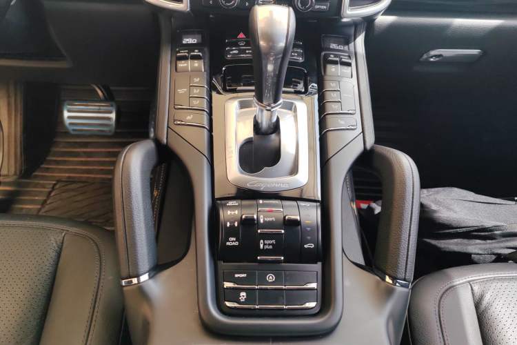 Used Porsche Cayenne 2015 Cayenne 3.0T
