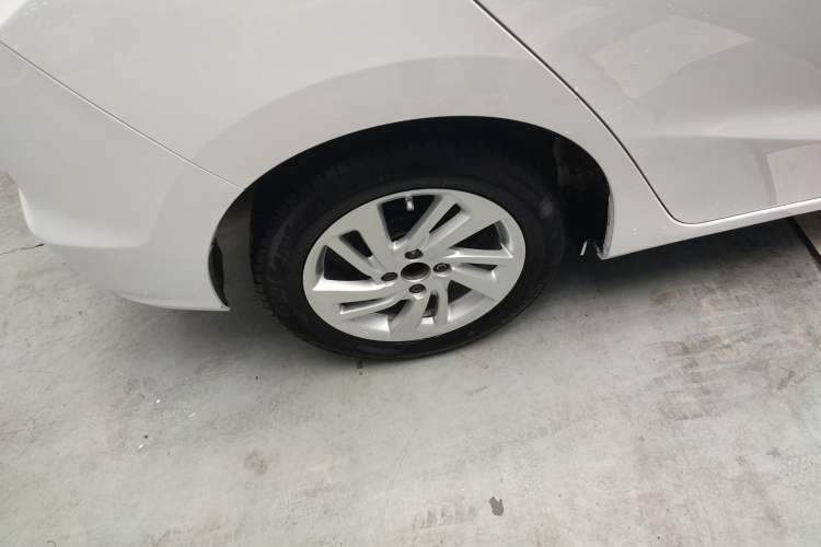 Used Honda Fit 2020 1.5L CVT Comfort Version Right Rear Wheel Hub