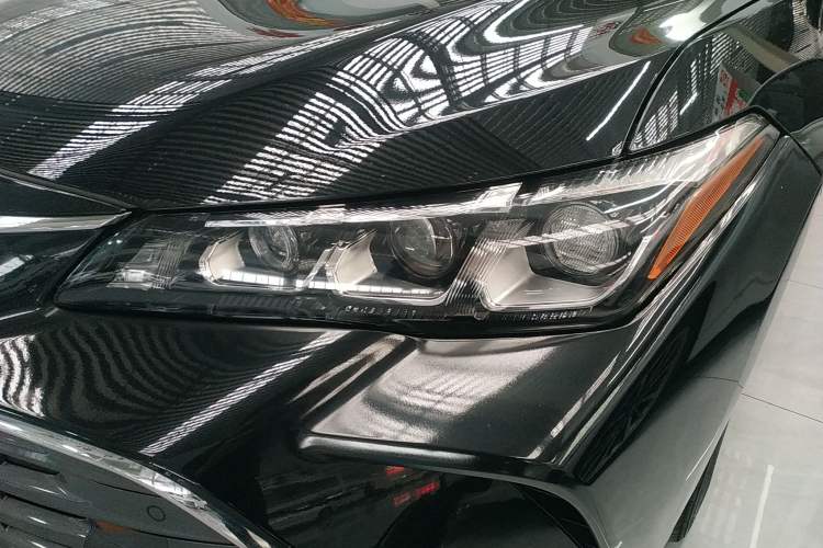 Used Toyota Avalon 2019 2.5L Touring Premium Version China VI Standard