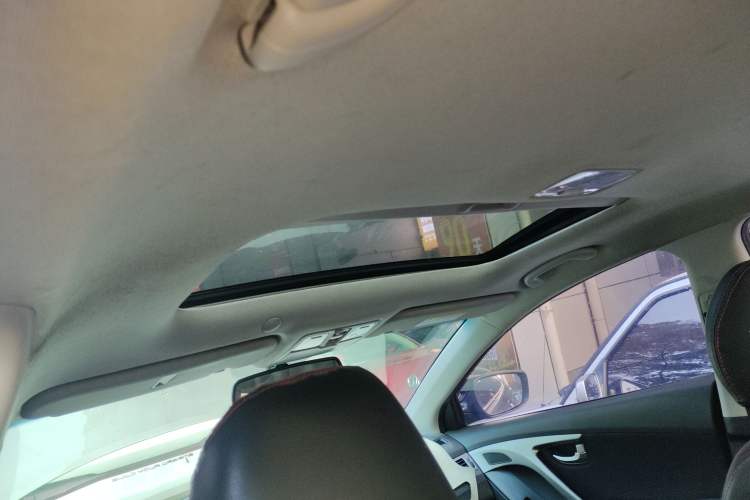 Used Hyundai Elantra (5th Generation / Langdong) 2016 1.6L Automatic Prestige Model Headliner