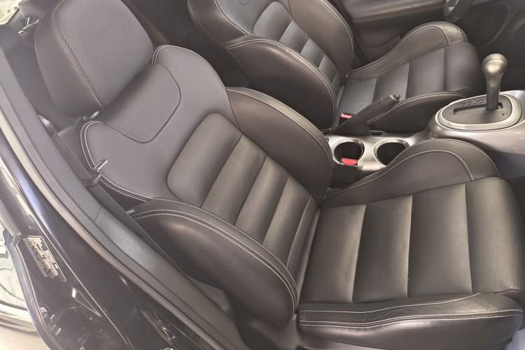 Used Infiniti ESQ 2014 1.6L Luxury Edition