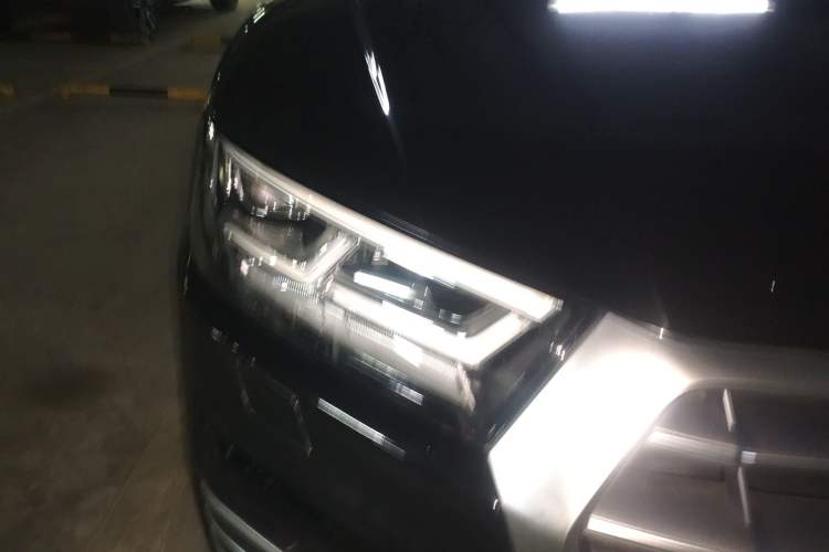 Used Audi Q5L 2020 Updated 40 TFSI Prestige Fashion Edition Right Front Headlight