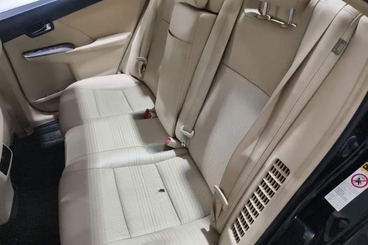 Used Toyota Camry 2015 Dual-Engine 2.5 HG Luxury Navigation Edition