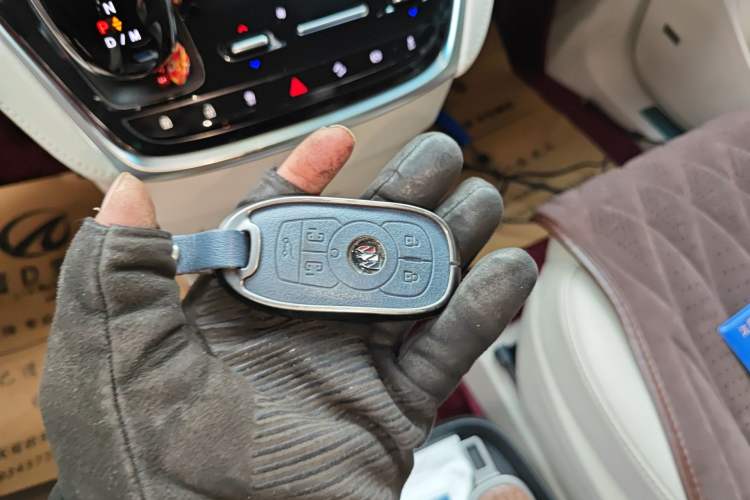 Used Buick GL8 2020 Avenir Avia Six-Seat Deluxe Edition