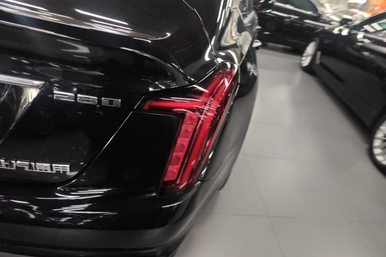 Used Cadillac CT5 2020 Revised Version 28T Stylish Sporty Type Exterior 3