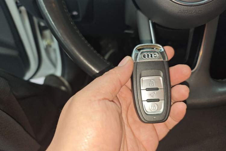 Used Audi A3 2019 Limousine 35 TFSI Fashion Edition China VI Emission Standard Interior 1