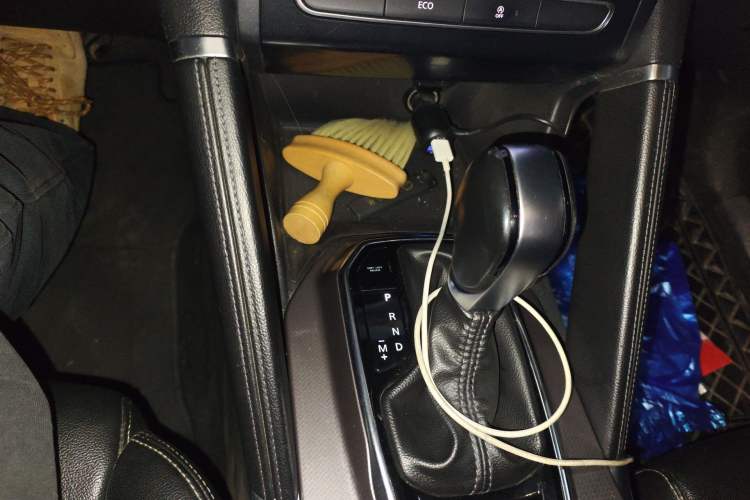 Used Renault Koleos 2017 2.0L Two-Wheel-Drive Leading Edition
