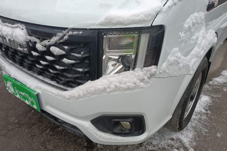 Used JMC Fushun 2022 2.0T Manual Multi-Function Passenger Vehicle Mid-Range High Roof 6-7 Seats