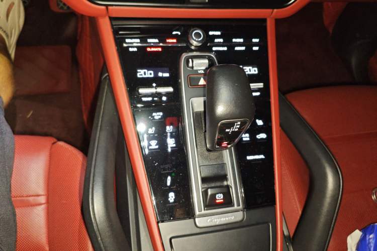 Used Porsche Cayenne E-Hybrid 2023 Cayenne E-Hybrid 2.0T
