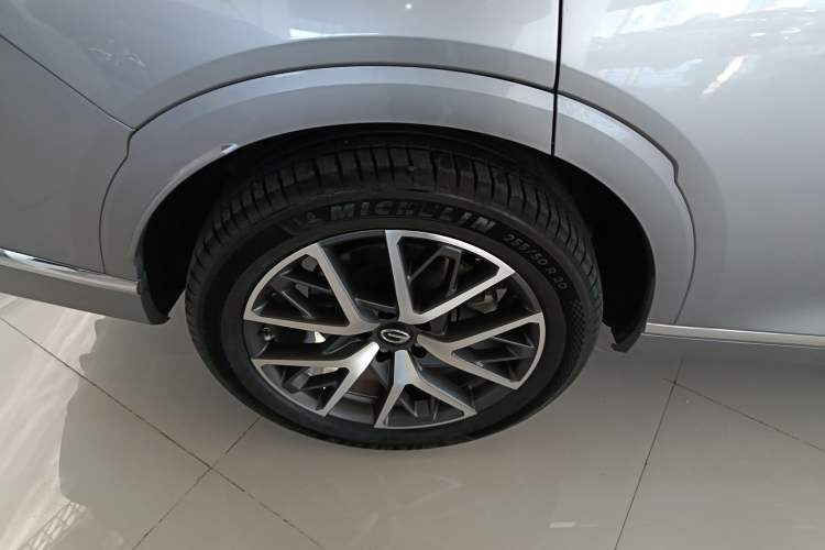 Used GAC Trumpchi GS8 2022 Dual-Engine Series 2.0TM Two-Wheel Drive Prestige Edition (7 Seats)
