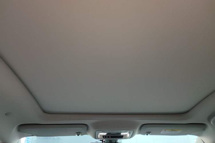 Used Chevrolet Malibu XL 2021 Redline 550T Automatic Sharp Edition Headliner