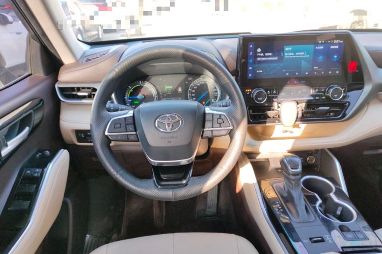 Used Toyota Highlander 2022 Dual-Engine 2.5L Four-Wheel Drive Prestige Version 7 Seats Steering Wheel
