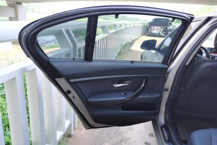 Used BMW 3 Series 2016 316Li Fashion Model