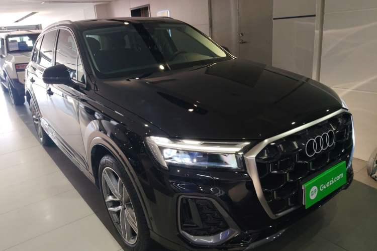 Used Audi Q7 2024 45 TFSI quattro S line Sport Edition
