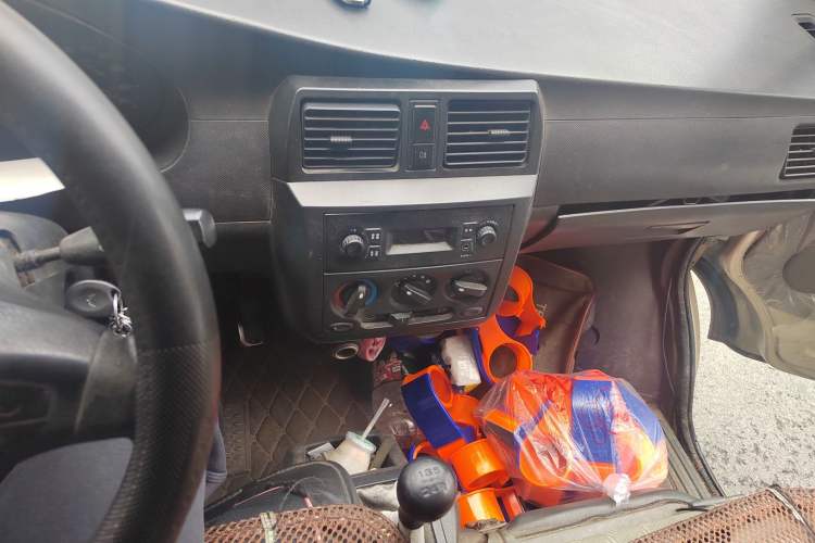 Used Wuling Rongguang 2011 1.2L Base Version Audio And AC Panel