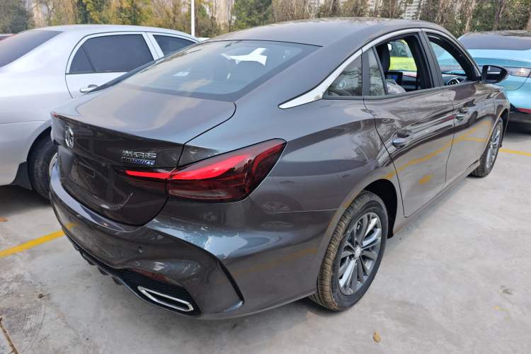 Used MG 5 2025 180 DVVT Global First Edition