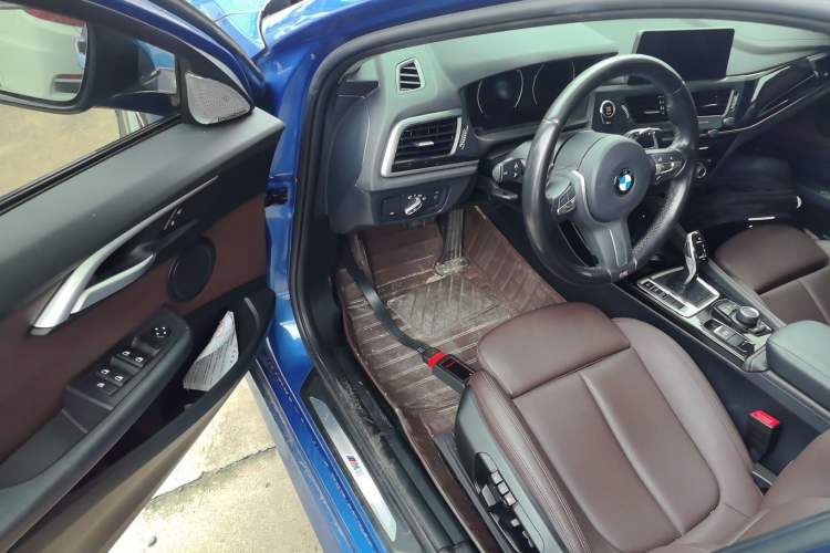 Used BMW 1 Series 2020 125i Leading Model M Sport Package Driver Seat