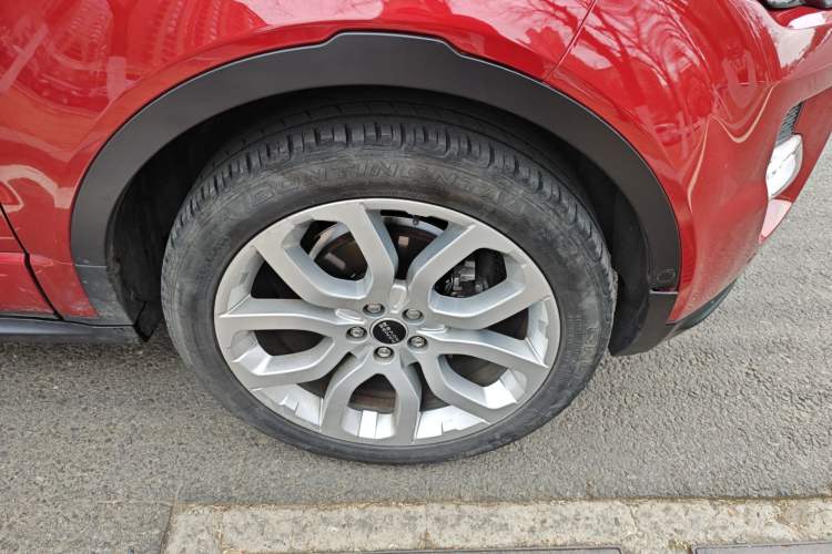 Used Land Rover Range Evoque 2012 2.0T 5-Door Ignite Edition Right Front Wheel Hub