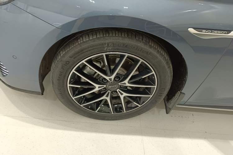 Used BYD Seal 2024 HONOR Edition DM-i 1.5T 121km Flagship Model