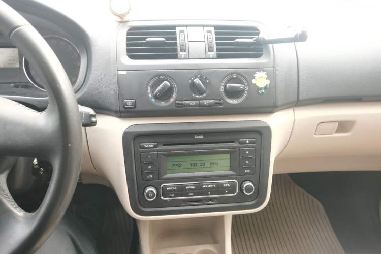 Used Skoda Fabia 2012 1.4L Automatic Crystal Edition