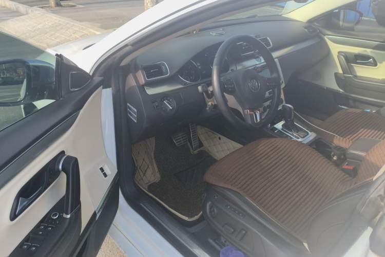 Used Volkswagen CC 2015 3.0 FSI V6 Driver Seat