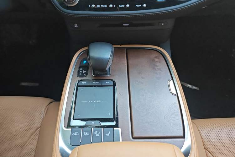 Used Lexus LS 2021 500h Excellence Edition
