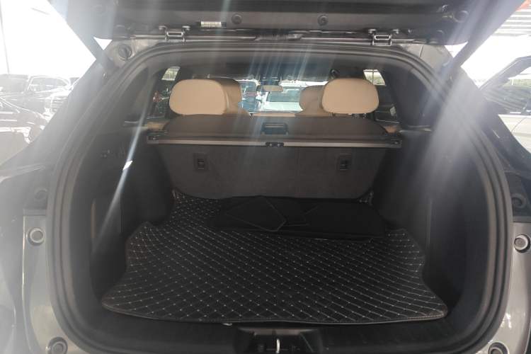 Used Changan CS75 PLUS 2025 4th Generation 1.5T New Blue Whale Smart Flagship Version
